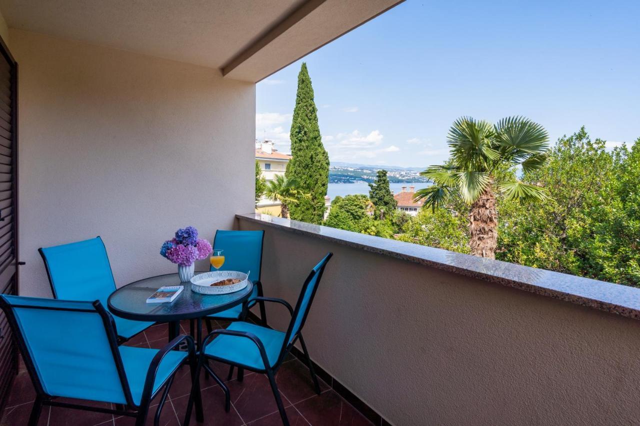 Downtown Apartment Helena Opatija Exterior foto